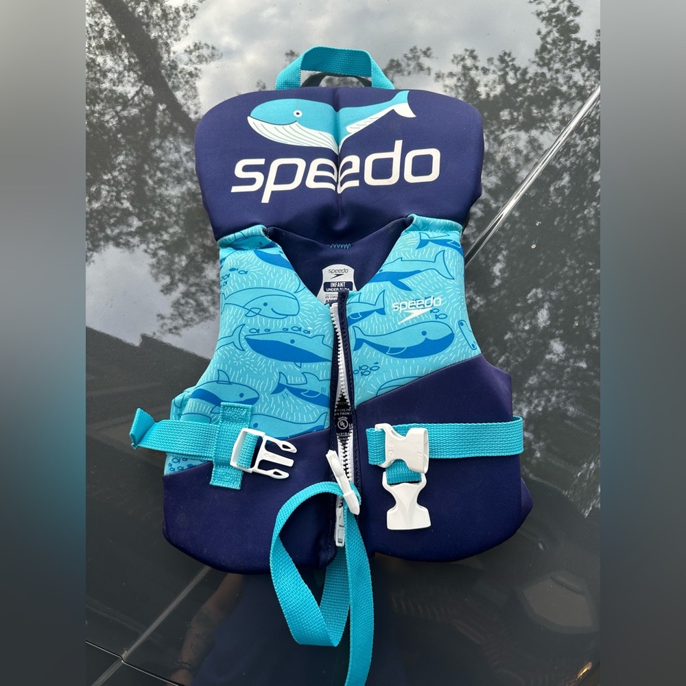 Speedo infant life jacket